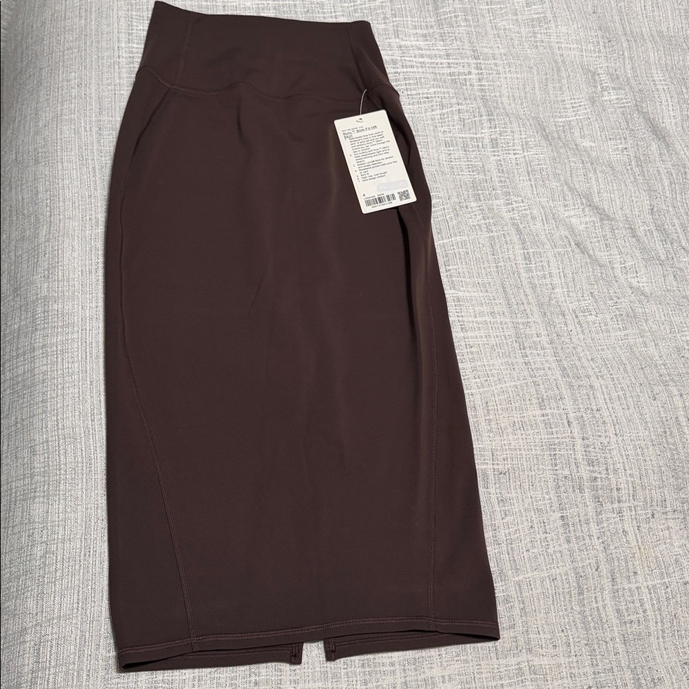 Lululemon nulu High Rise Pencil Skirt size 4 NWT light
